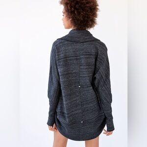 Aritzia Wilfred Dierdot Sweater